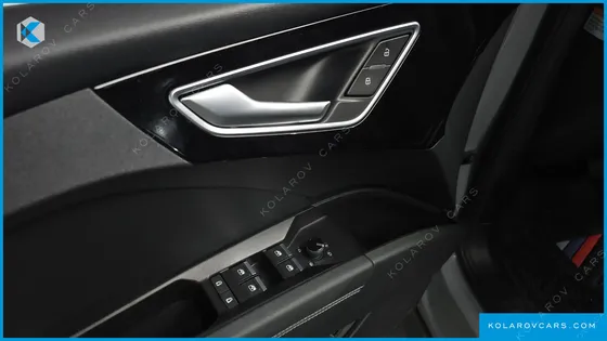 AUDI Q4 E-TRON 40 PREMIUM