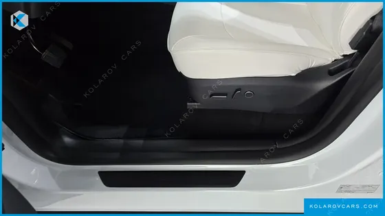 TESLA MODEL Y RWD