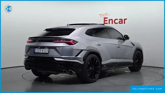 LAMBORGHINI URUS 4.0 V8 S
