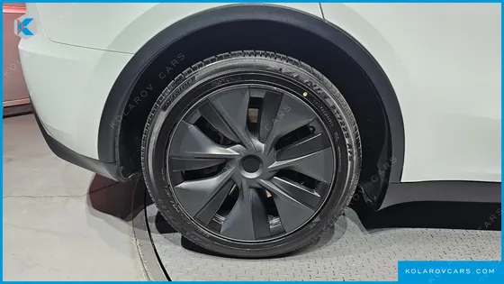 TESLA MODEL Y RWD
