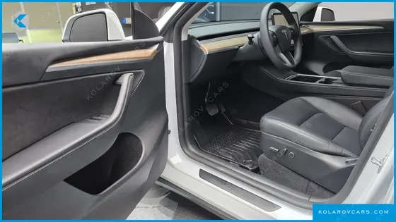 TESLA MODEL Y RWD