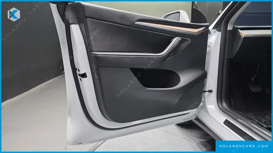 TESLA MODEL Y RWD