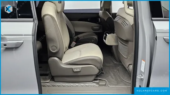 KIA CARNIVAL 9-SEATER GRAVITY