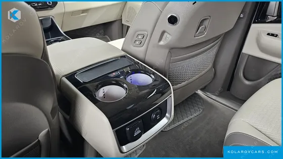 KIA CARNIVAL 9-SEATER GRAVITY