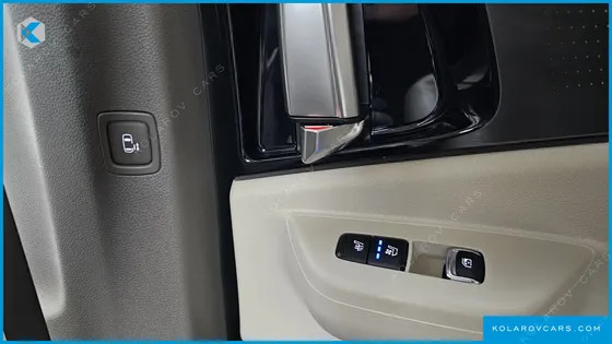 KIA CARNIVAL 9-SEATER GRAVITY