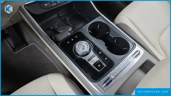 KIA CARNIVAL 7-SEATER SIGNATURE