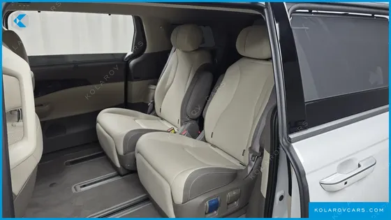 KIA CARNIVAL 7-SEATER SIGNATURE