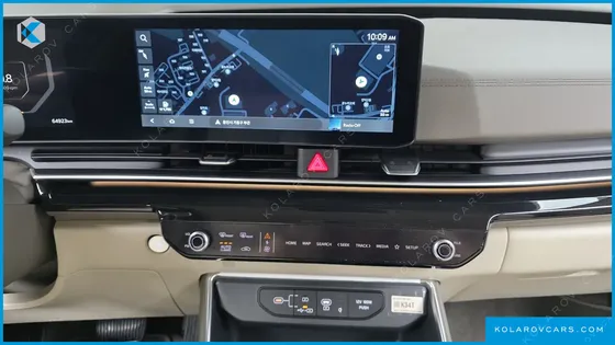 KIA CARNIVAL 7-SEATER SIGNATURE