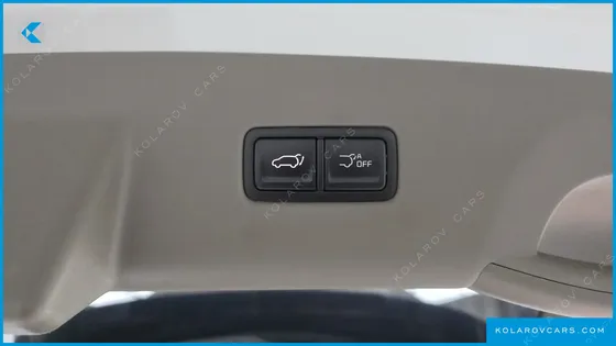 KIA CARNIVAL 7-SEATER SIGNATURE