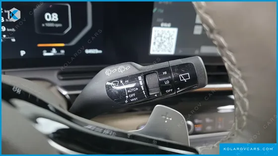KIA CARNIVAL 7-SEATER SIGNATURE