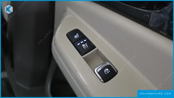 KIA CARNIVAL 7-SEATER SIGNATURE