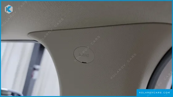 KIA CARNIVAL 7-SEATER SIGNATURE