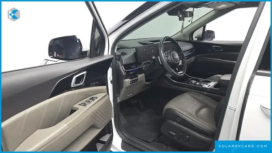 KIA CARNIVAL 9-SEATER SIGNATURE
