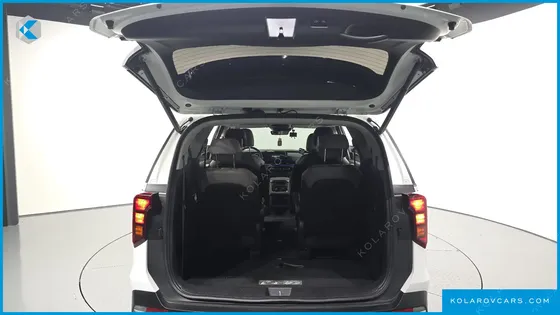 KIA CARNIVAL 9-SEATER SIGNATURE