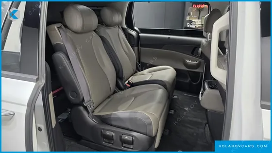 KIA CARNIVAL 7-SEATER NOBLESSE