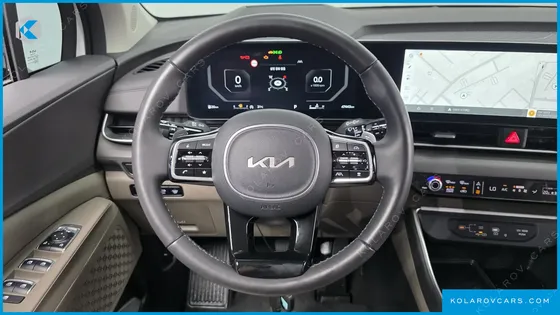 KIA CARNIVAL 7-SEATER NOBLESSE