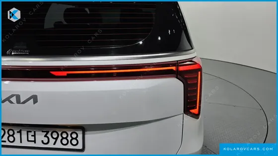 KIA CARNIVAL 7-SEATER NOBLESSE