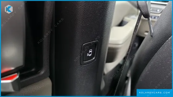 KIA CARNIVAL 7-SEATER NOBLESSE