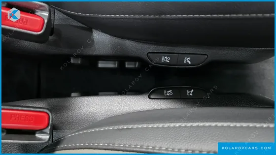 KIA CARNIVAL 7-SEATER NOBLESSE