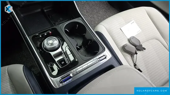 KIA CARNIVAL HEV 9SEATER GRAVITY