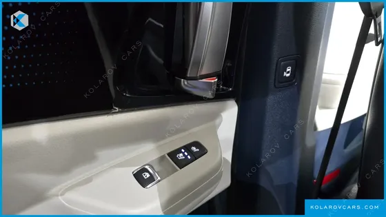 KIA CARNIVAL HEV 9SEATER GRAVITY