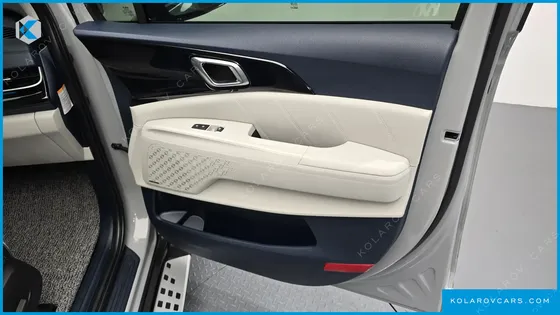 KIA CARNIVAL HEV 9SEATER GRAVITY