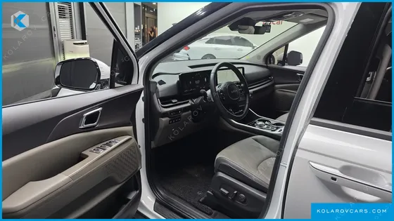 KIA CARNIVAL 9-SEATER NOBLESSE