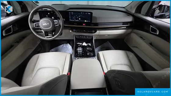 KIA CARNIVAL GASOLINE 9-SEATER HI LIMOUSINE