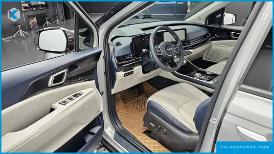 KIA CARNIVAL HEV 9SEATER GRAVITY