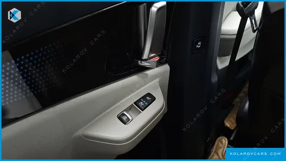 KIA CARNIVAL HEV 9SEATER GRAVITY