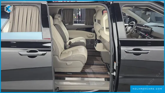 KIA CARNIVAL HEV 9-SEATER HI-LIMOUSINE