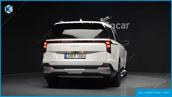 KIA CARNIVAL 9-SEATER PRESTIGE