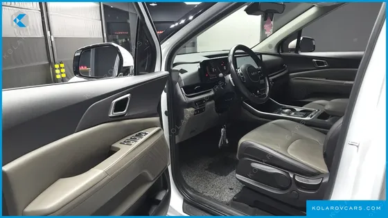 KIA CARNIVAL 9-SEATER PRESTIGE