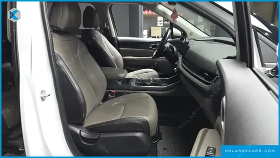KIA CARNIVAL 9-SEATER PRESTIGE