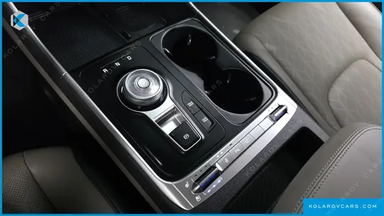 KIA CARNIVAL HEV 9 SEATER PRESTIGE