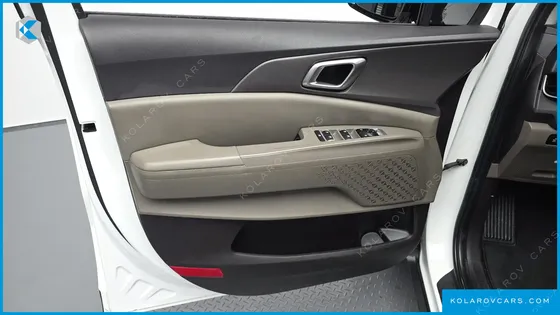 KIA CARNIVAL HEV 9 SEATER PRESTIGE