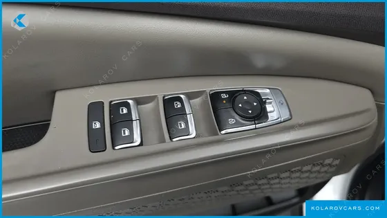 KIA CARNIVAL HEV 9 SEATER PRESTIGE