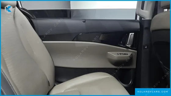 KIA CARNIVAL HEV 9SEATER SIGNATURE