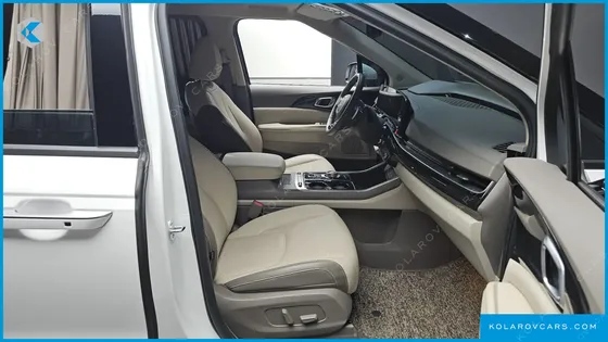 KIA CARNIVAL GASOLINE 9-SEATER HI LIMOUSINE