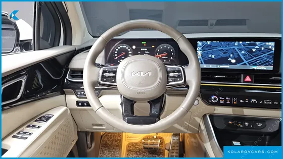 KIA CARNIVAL GASOLINE 9-SEATER HI LIMOUSINE