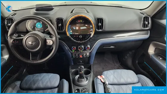 MINI COUNTRYMAN ALL4 CLASSIC LAUNCH PACK