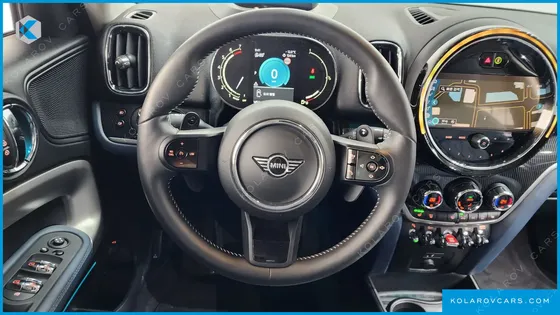 MINI COUNTRYMAN ALL4 CLASSIC LAUNCH PACK