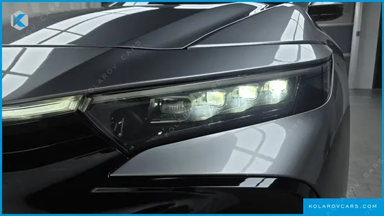 TOYOTA CROWN 2.4 4WD DUAL BOOST HYBRID