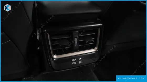 TOYOTA CROWN 2.4 4WD DUAL BOOST HYBRID