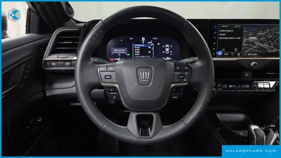 TOYOTA CROWN 2.4 4WD DUAL BOOST HYBRID
