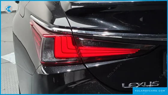 LEXUS ES EXECUTIVE