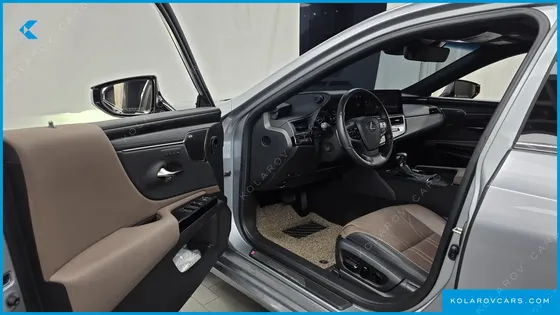 LEXUS ES EXECUTIVE