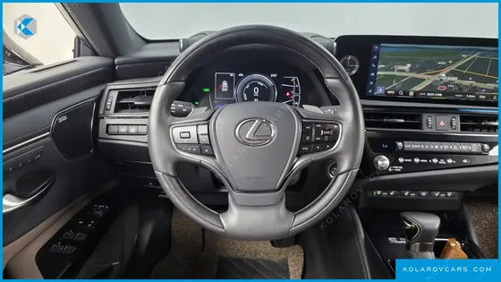LEXUS ES EXECUTIVE