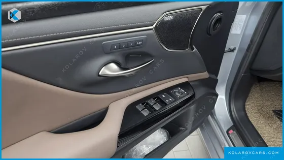 LEXUS ES EXECUTIVE