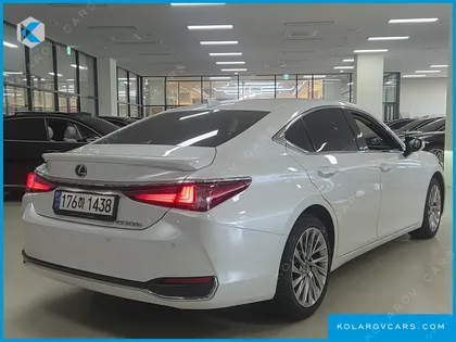 LEXUS ES EXECUTIVE